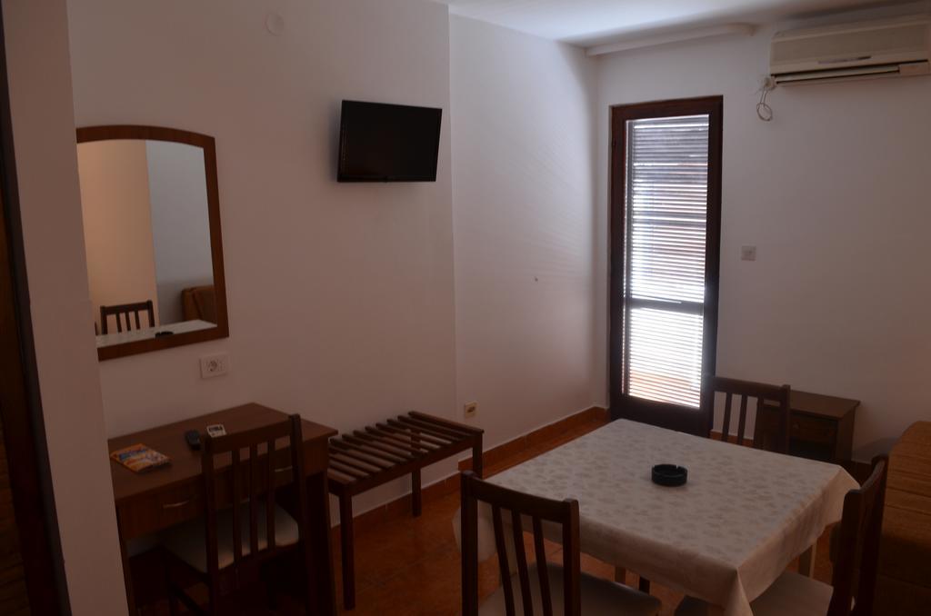 Casablanca Apartments Budva Eksteriør bilde